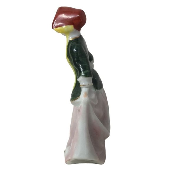 Mid Century Colonial Woman Curtsy-ing Made in Occupied Japan 4.5" TALL - Picture 2 of 6